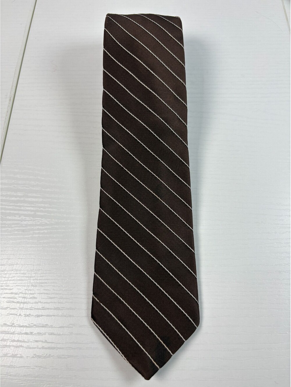 Brittania Vintage Necktie Brown White Diagonal Pinstripe Repp Striped Silky Tie